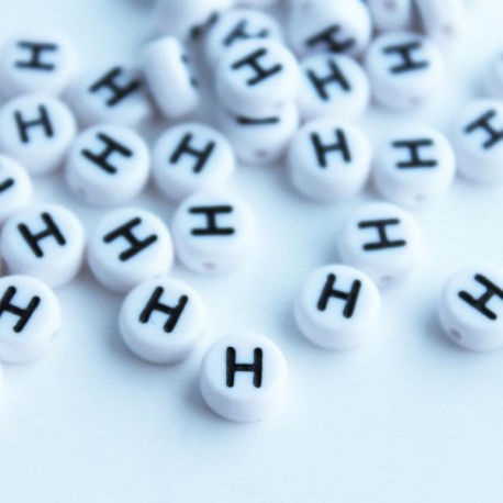 7mm Acrylic Alphabet Beads - Letter "H" 