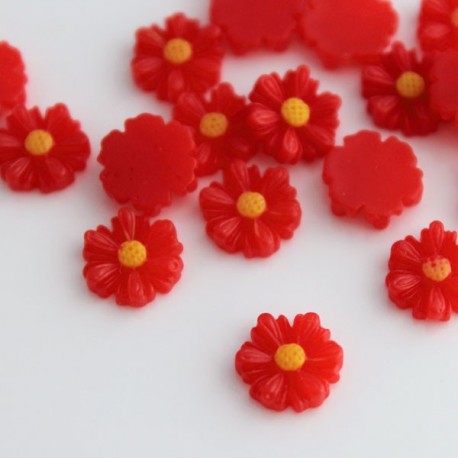 9mm Flower Cabochons - Red