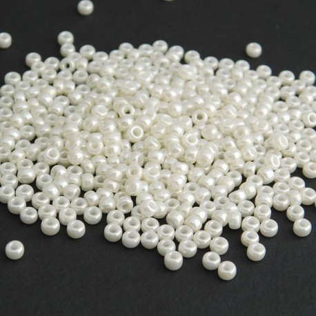 Miyuki Seed Beads 8/0 - Ivory Ceylon (592) - 10g