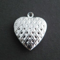 23mm Heart Locket - Silver Plated - Pack of 1