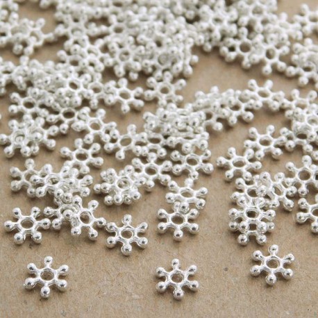 5.5mm Silver Plated Snowflake Spacer Beads - Pack of 150