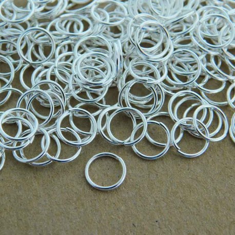 7mm (x 0.7mm) Jump Rings - Silver Plated - Pack of 100